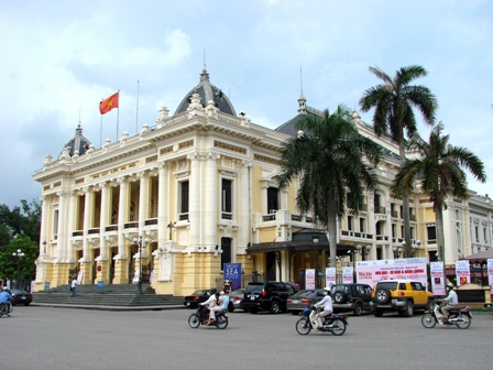 Hanoi Opera House – Performance schedule in March, 2013