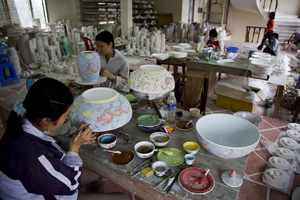 Bat Trang Pottery Village – Thing to See in Hanoi Vietnam