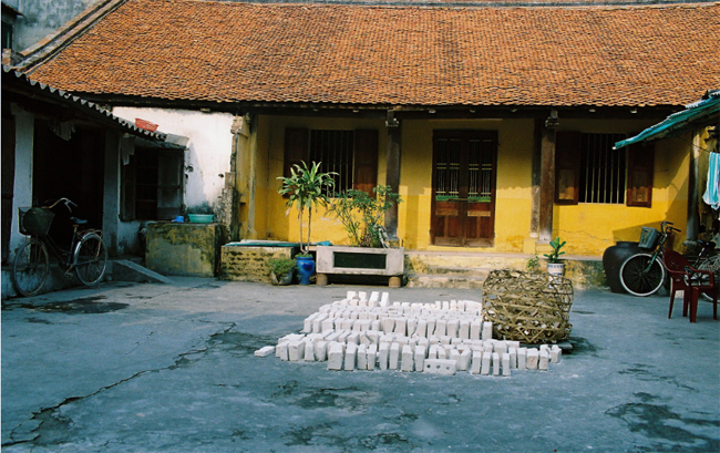 Bat Trang Village