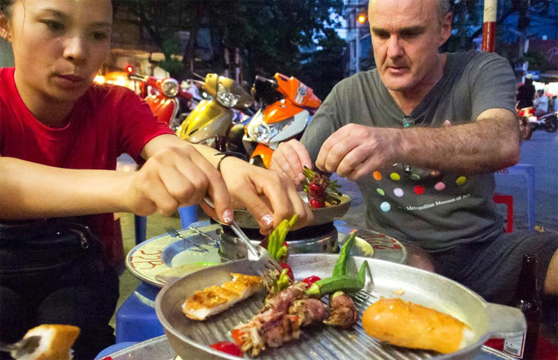 Some Hanoi Street Food – Very Delicious But Not Many People Know
