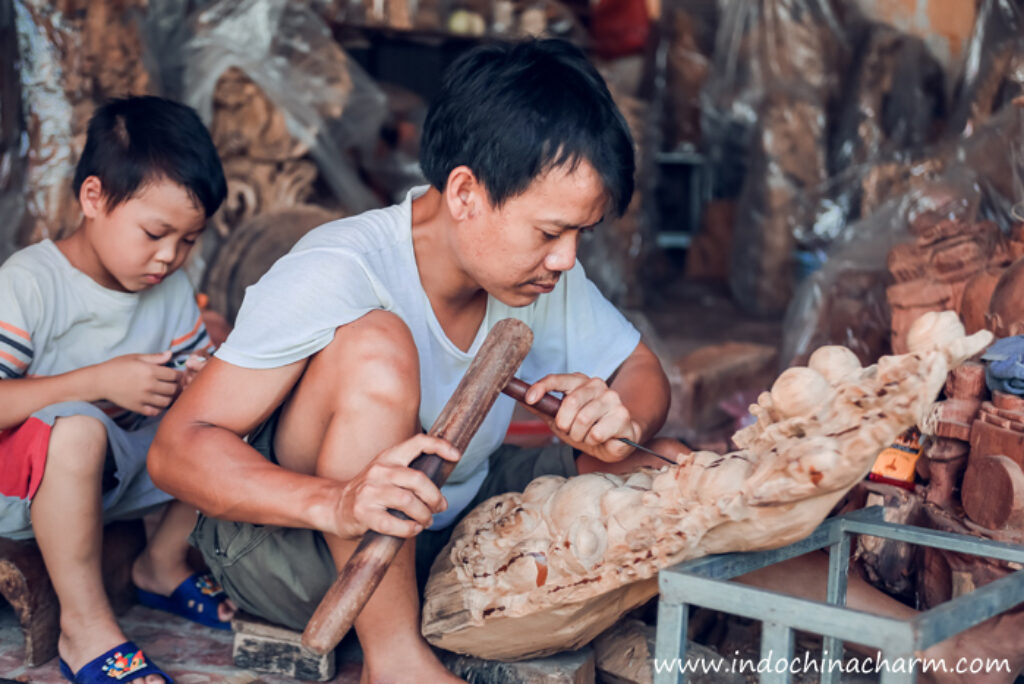Du Du Village in Hanoi Vietnam for Quintessential Wooden Sculpture