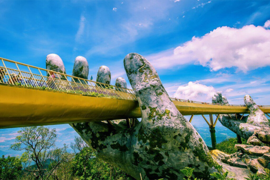 New Amazing Things in Vietnam: Golden Bridge and Landmark 81