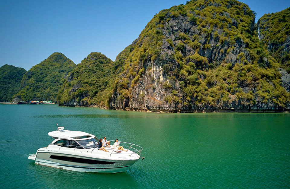 Yacht Halong Bay for Awesome Sailing Experience to Please All Vacationers