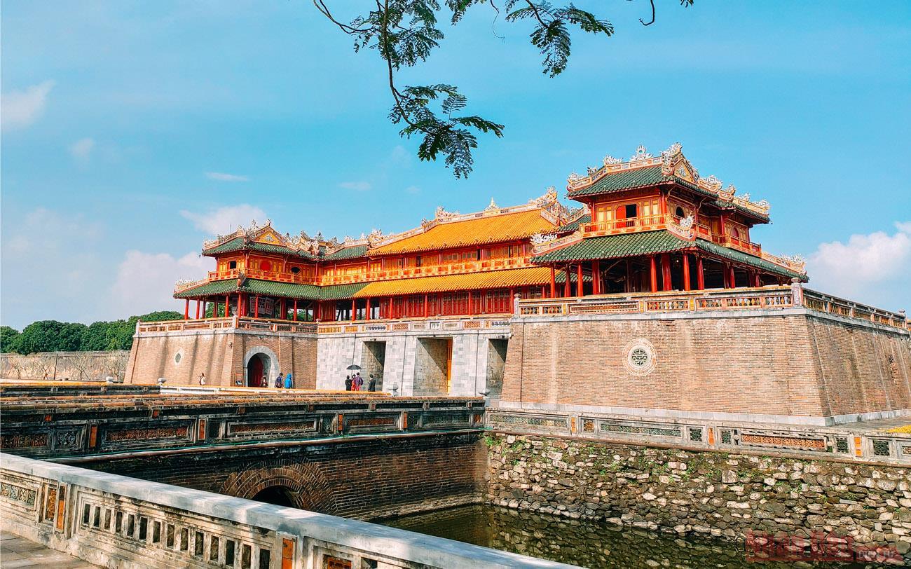 Exploring the Majestic Imperial Citadel in Hue, Vietnam