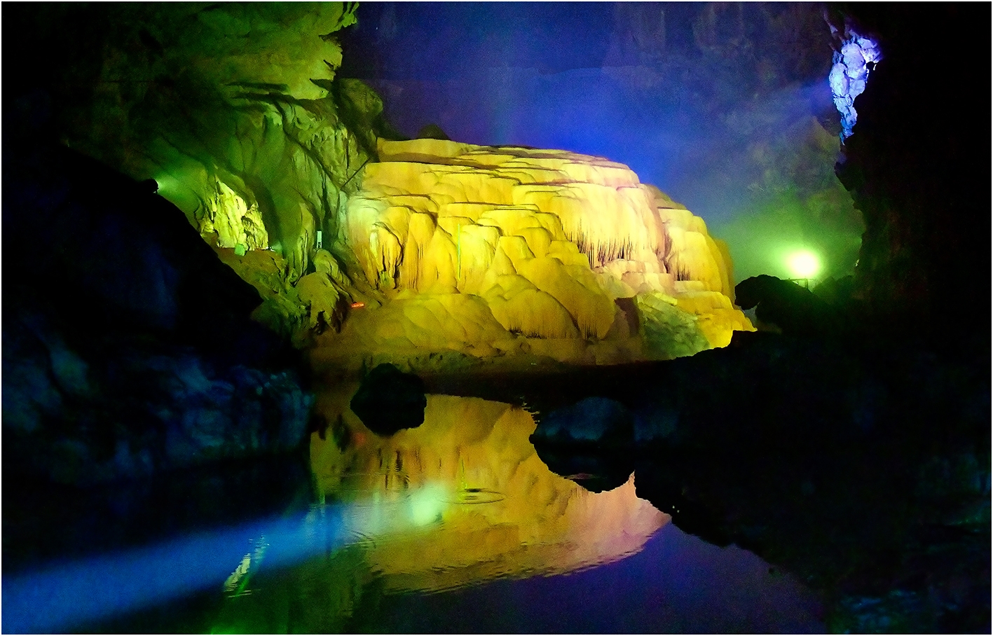 Nguom Ngao Cave in Cao Bang Province
