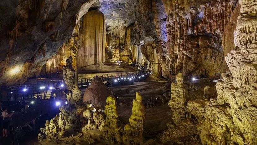 Quang Binh, Vietnam: Phong Nha Cave