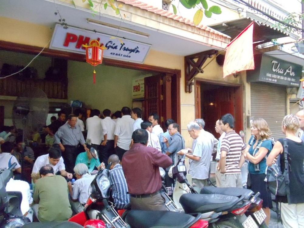 Pho Bat Dan - one of best Pho of Hanoi