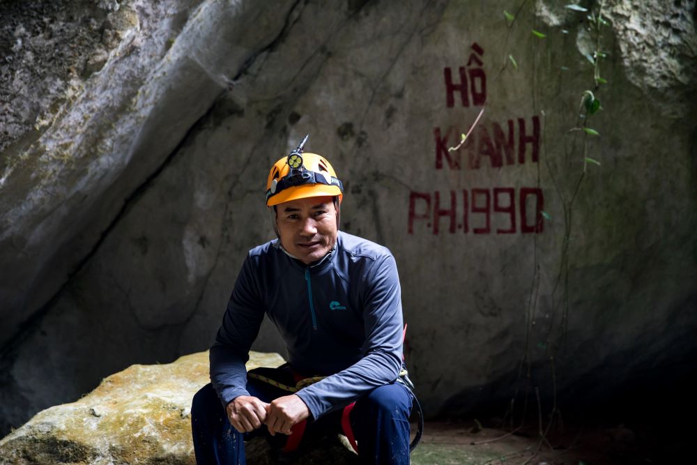 Mr.Ho Khanh - The first discover of Son Doong cave